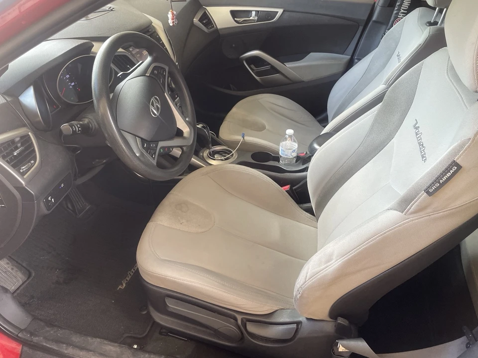 2012 Hyundai Veloster - Image 6 of 13