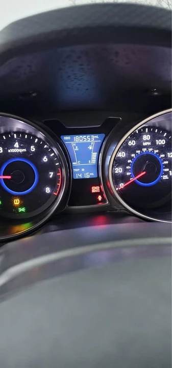 2012 Hyundai Veloster - Image 8 of 10