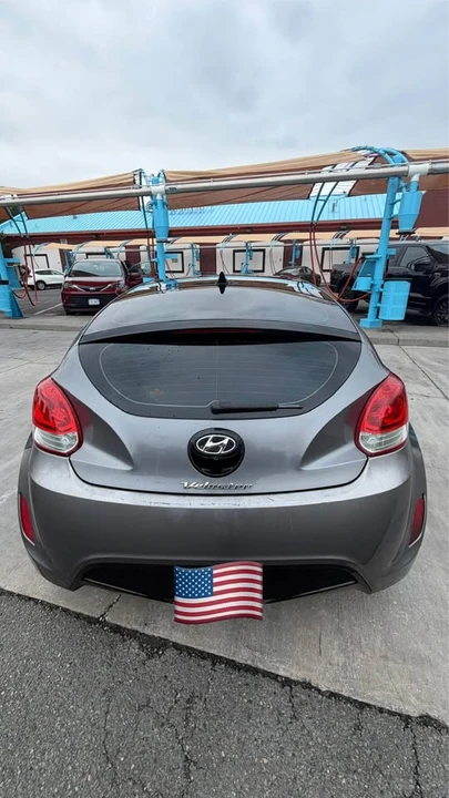 2012 Hyundai Veloster - Image 4 of 12