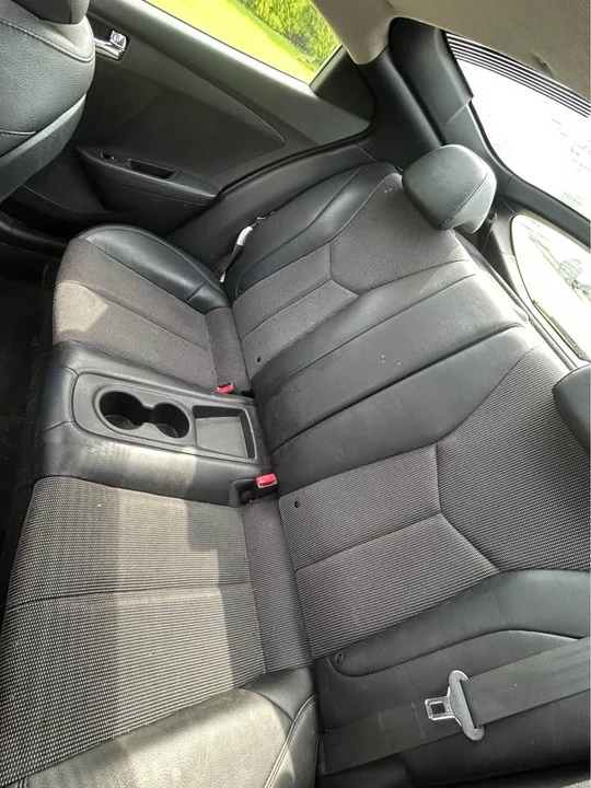 2012 Hyundai Veloster - Image 8 of 15