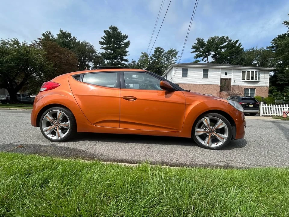 2012 Hyundai Veloster - Image 3 of 15