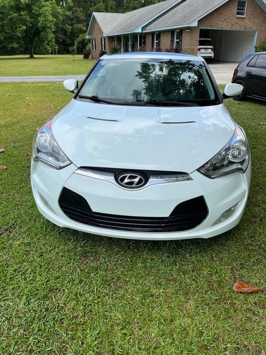 2012 Hyundai Veloster - Image 4 of 10