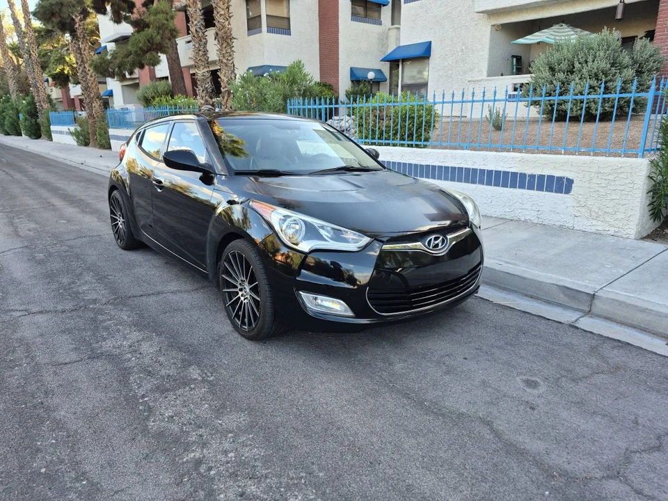 2012 Hyundai Veloster - Image 7 of 10