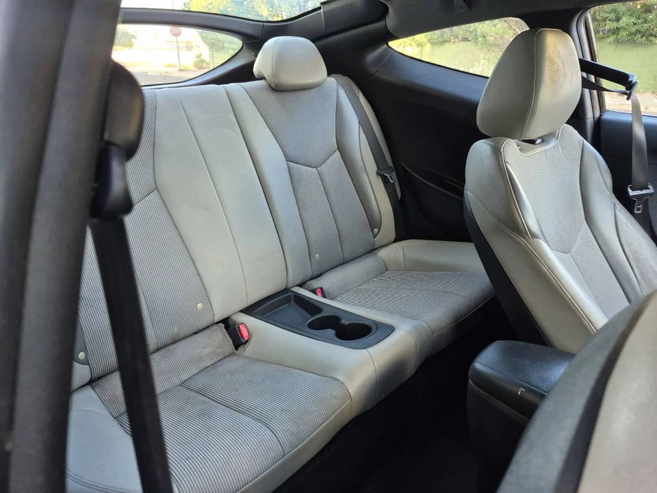 2012 Hyundai Veloster - Image 10 of 10
