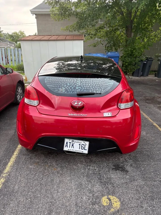 2012 Hyundai Veloster - Image 2 of 5