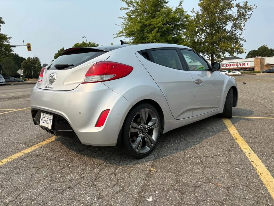 2012 Hyundai Veloster - Image 3 of 16