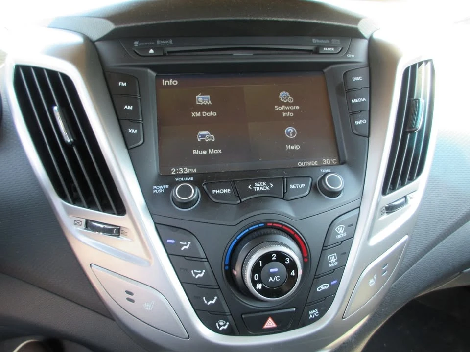 2012 Hyundai Veloster - Image 13 of 17