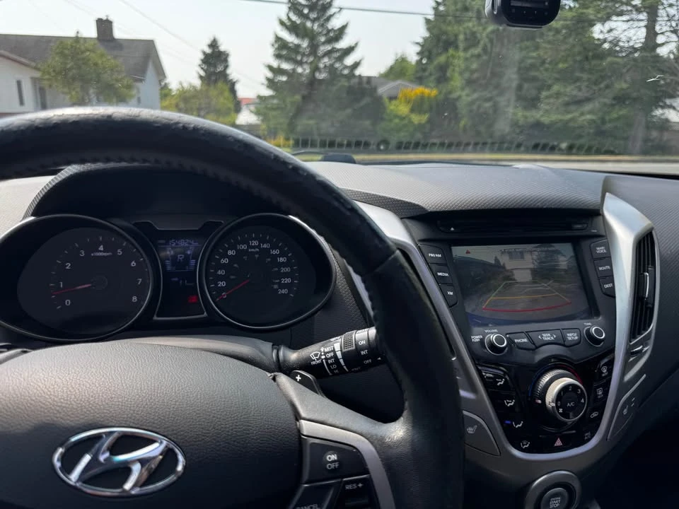 2012 Hyundai Veloster - Image 6 of 7