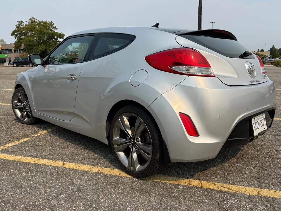 2012 Hyundai Veloster - Image 5 of 16