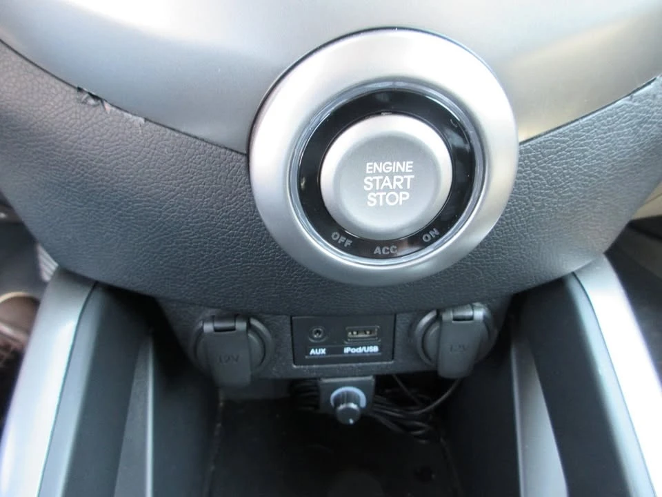 2012 Hyundai Veloster - Image 11 of 17