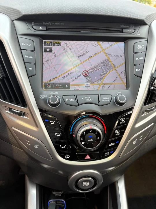 2012 Hyundai Veloster - Image 11 of 16