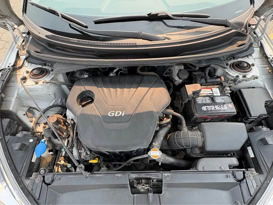 2012 Hyundai Veloster - Image 16 of 16