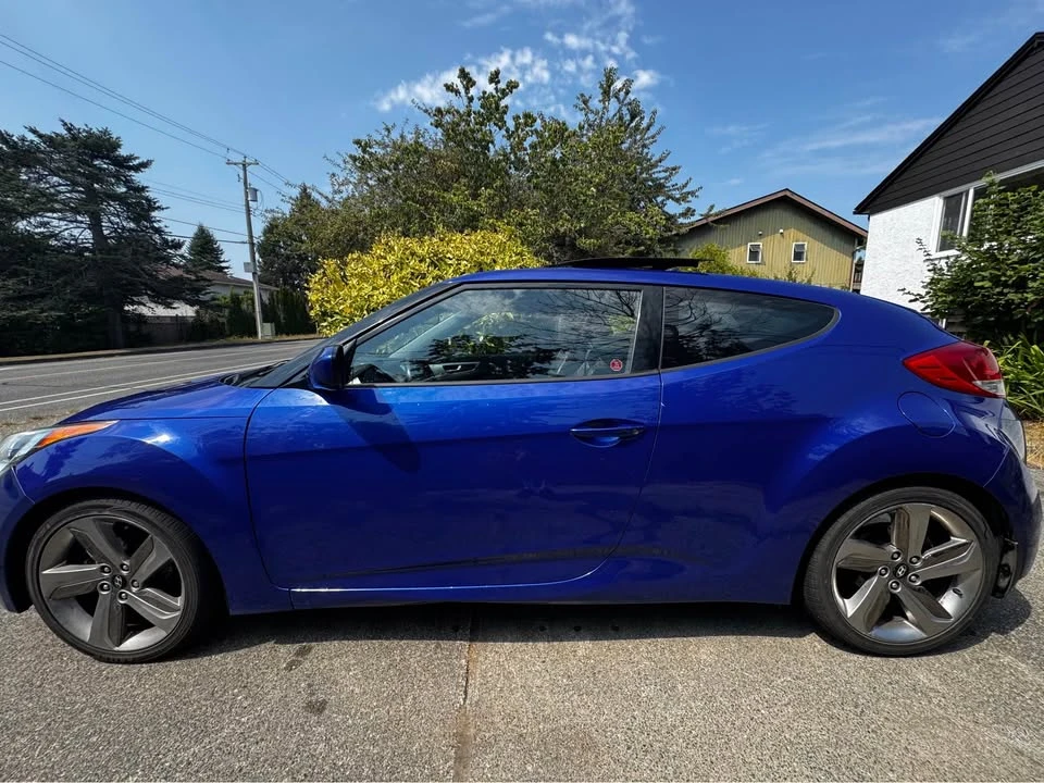 2012 Hyundai Veloster - Image 2 of 7