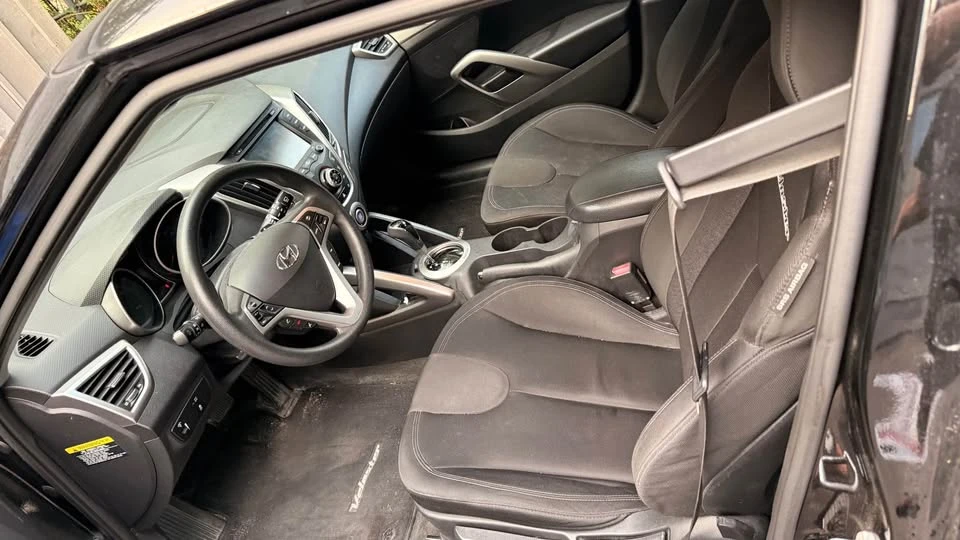 2012 Hyundai Veloster - Image 7 of 14