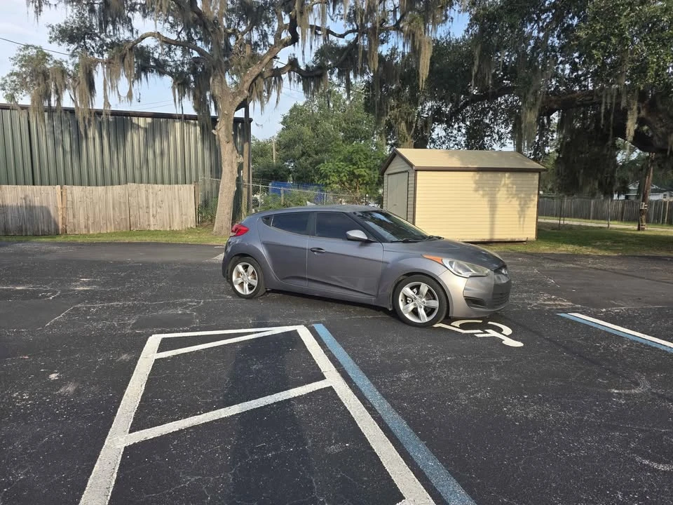 2012 Hyundai Veloster - Image 3 of 8