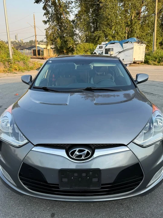2012 Hyundai Veloster - Image 2 of 9