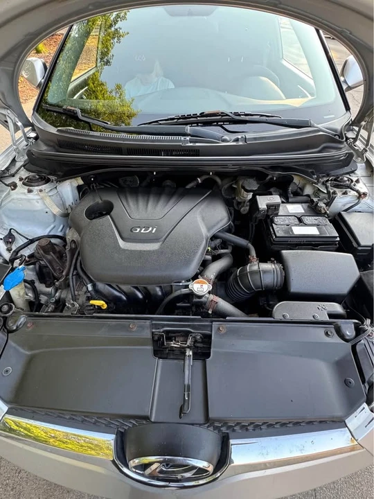 2012 Hyundai Veloster - Image 12 of 12