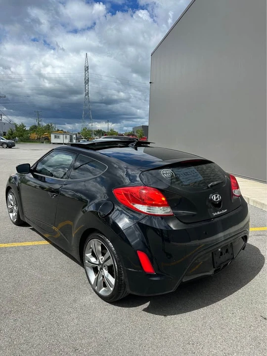 2012 Hyundai Veloster - Image 7 of 20