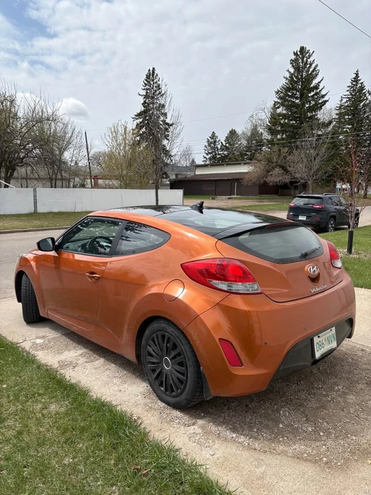 2012 Hyundai Veloster - Image 10 of 11