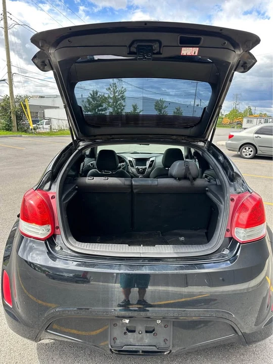 2012 Hyundai Veloster - Image 9 of 20