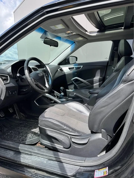 2012 Hyundai Veloster - Image 10 of 20