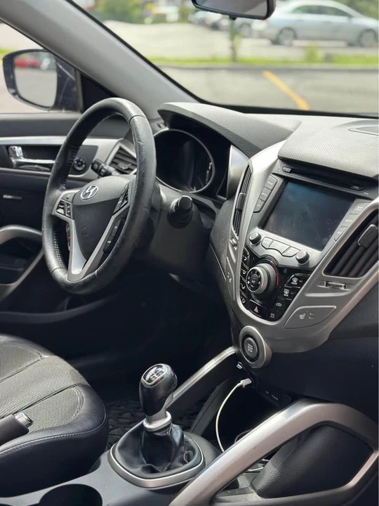 2012 Hyundai Veloster - Image 14 of 20