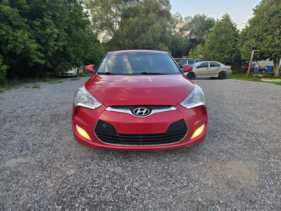 2012 Hyundai Veloster - Image 2 of 16