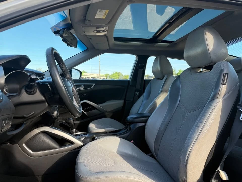 2012 Hyundai Veloster - Image 15 of 20