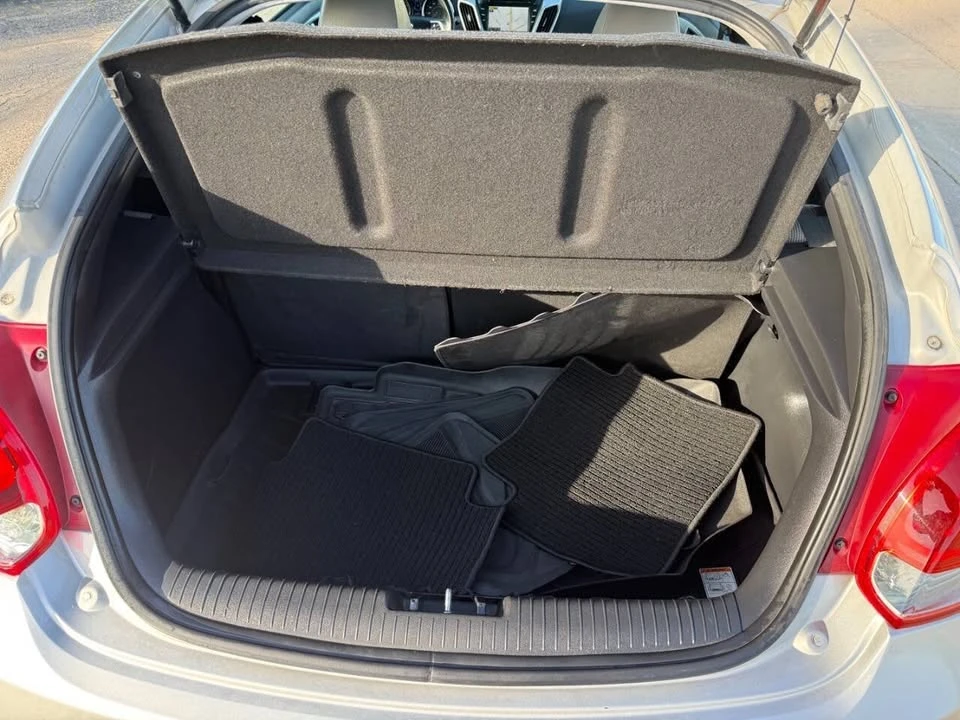 2012 Hyundai Veloster - Image 11 of 20