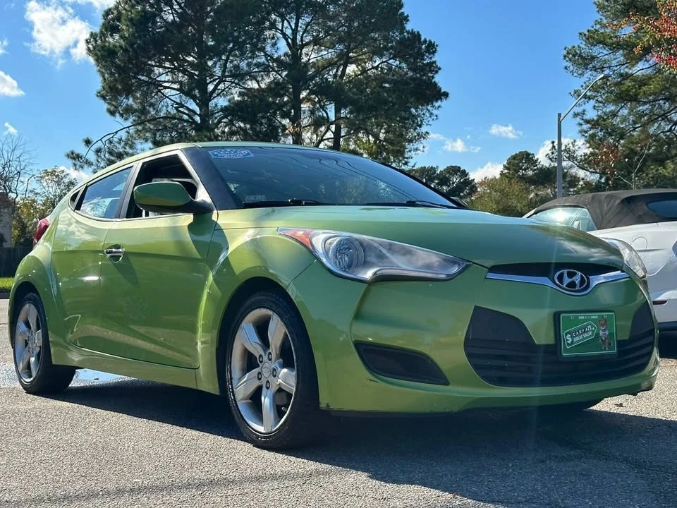 2012 Hyundai Veloster - Image 18 of 20