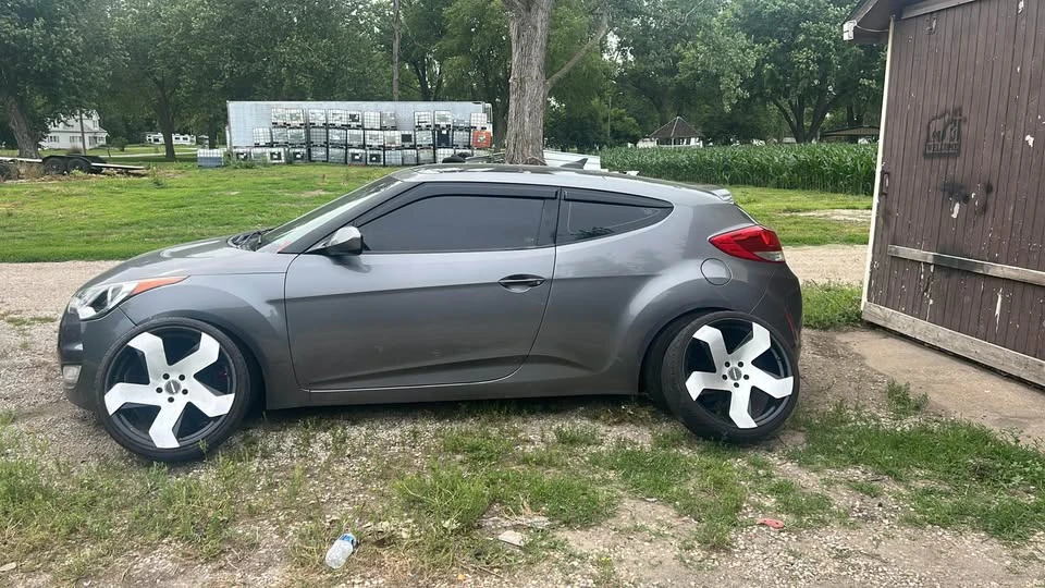 2012 Hyundai Veloster - Image 3 of 14