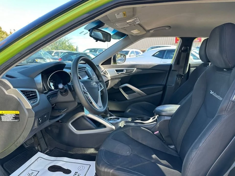 2012 Hyundai Veloster - Image 10 of 20