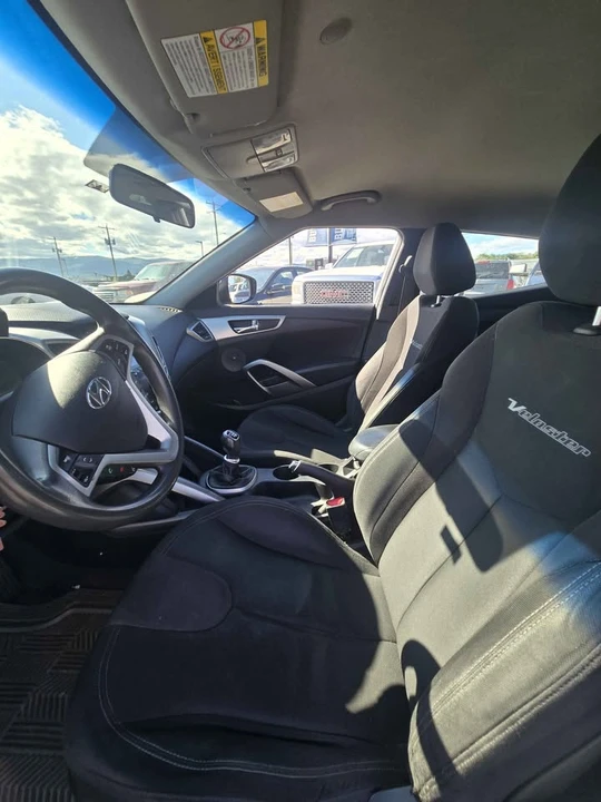 2012 Hyundai Veloster - Image 3 of 8