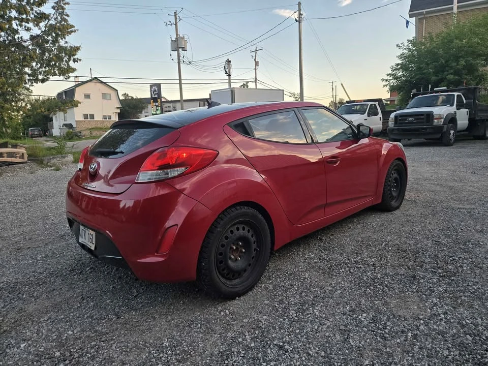 2012 Hyundai Veloster - Image 4 of 16