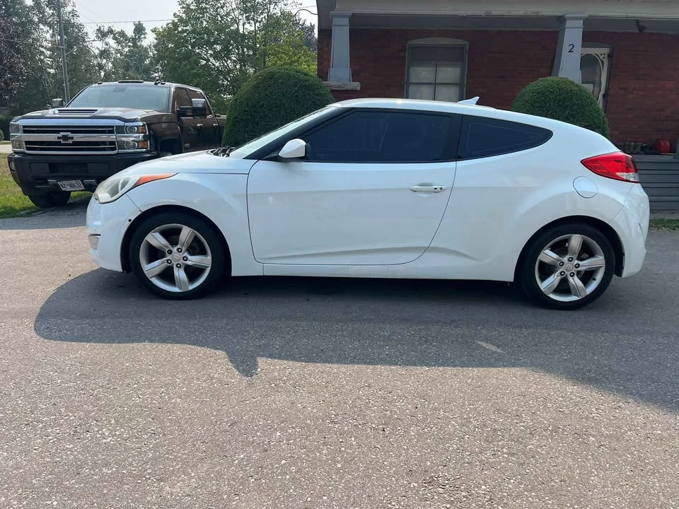 2012 Hyundai Veloster - Image 8 of 8