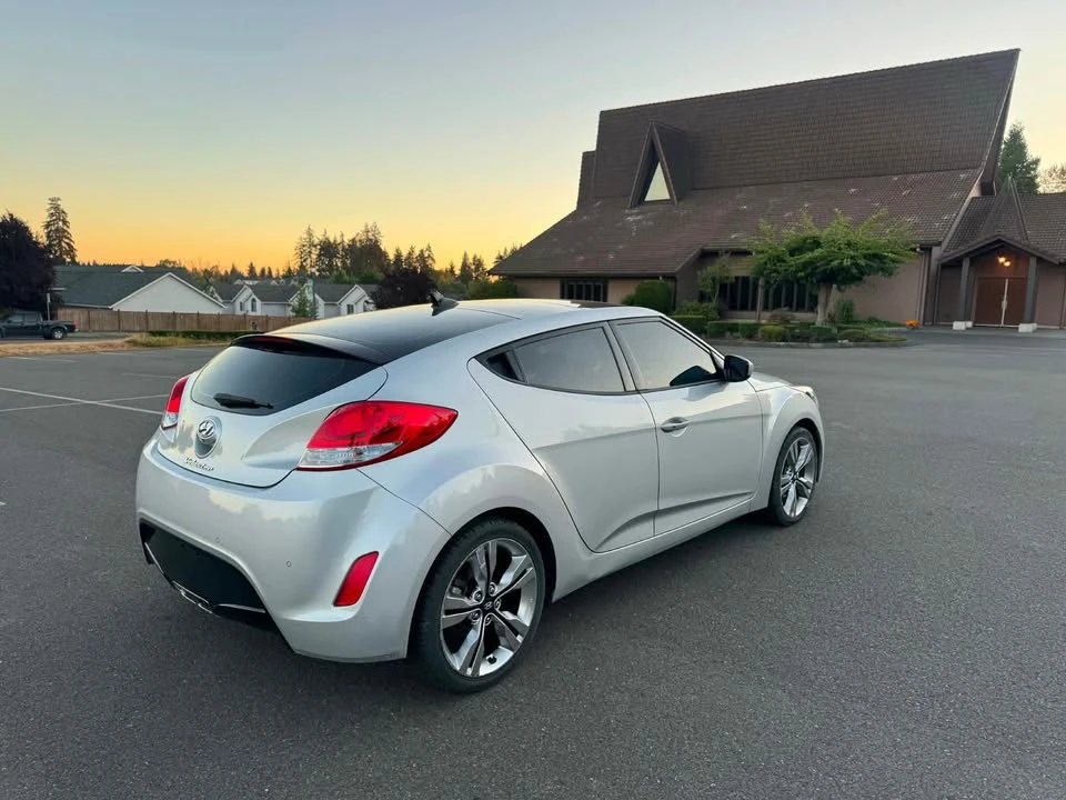 2012 Hyundai Veloster - Image 5 of 14