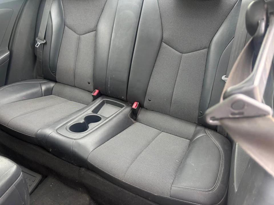 2012 Hyundai Veloster - Image 6 of 13