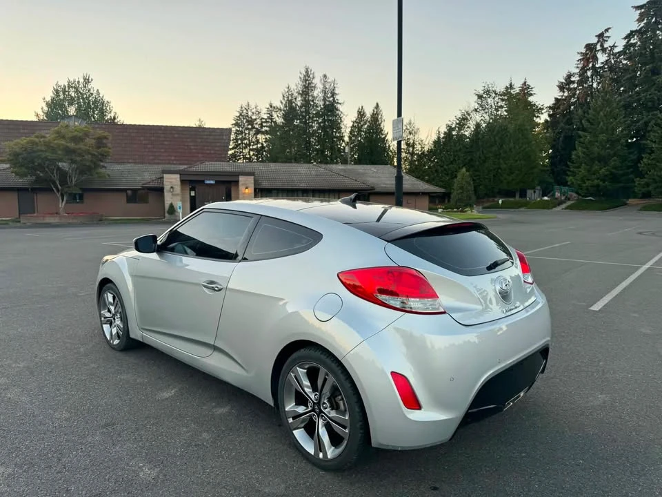 2012 Hyundai Veloster - Image 4 of 14