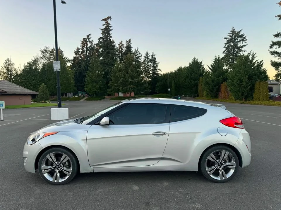 2012 Hyundai Veloster - Image 7 of 14