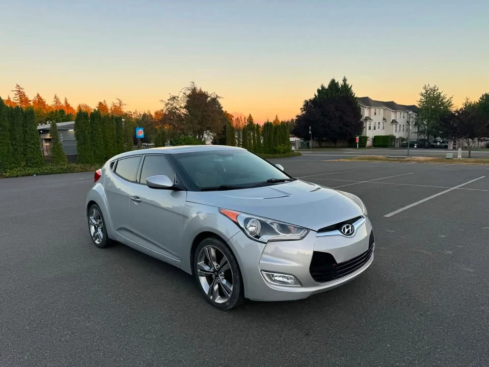 2012 Hyundai Veloster - Image 2 of 14