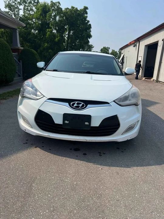 2012 Hyundai Veloster - Image 2 of 8