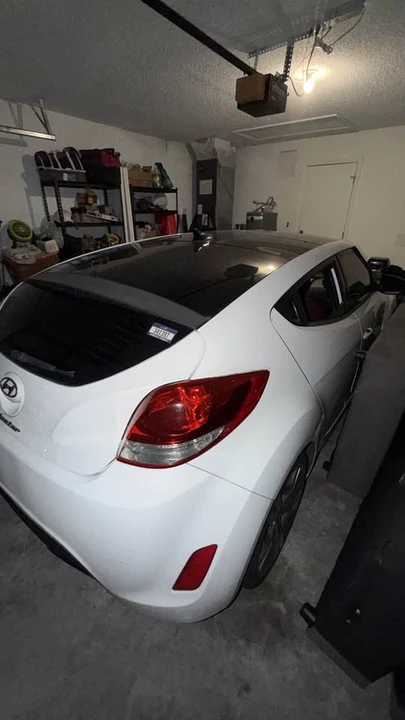 2012 Hyundai Veloster - Image 4 of 7