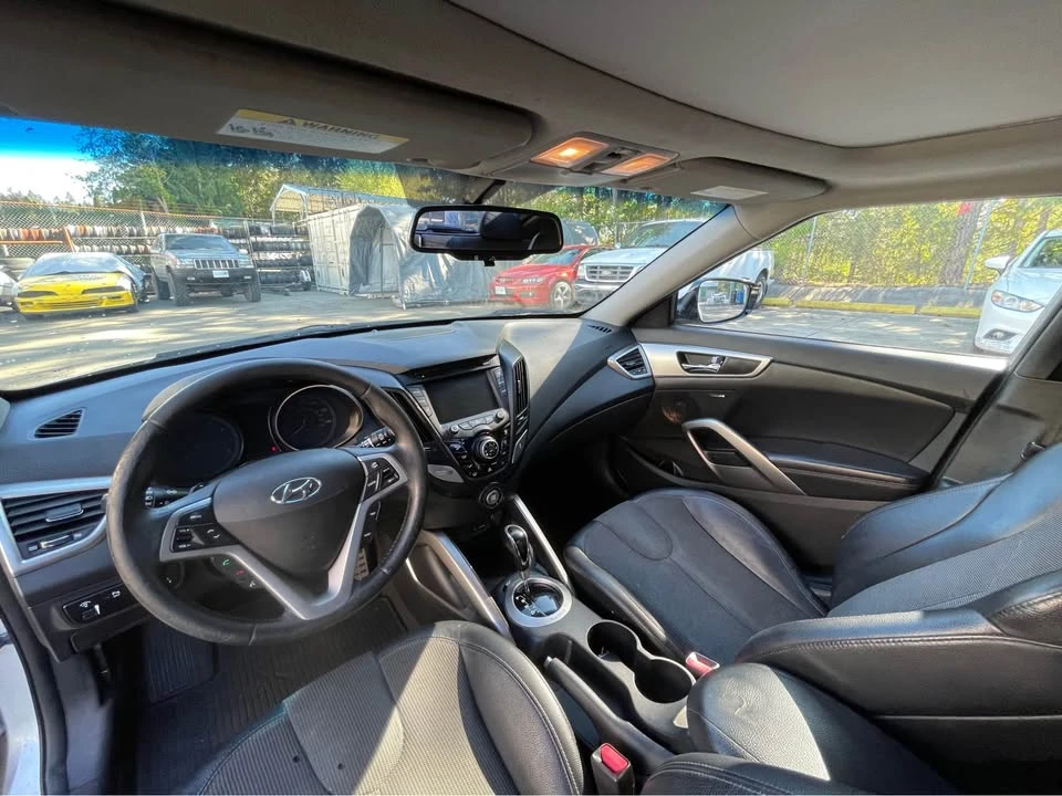 2012 Hyundai Veloster - Image 12 of 15