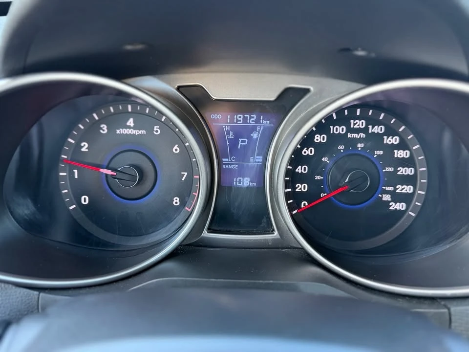 2012 Hyundai Veloster - Image 15 of 20