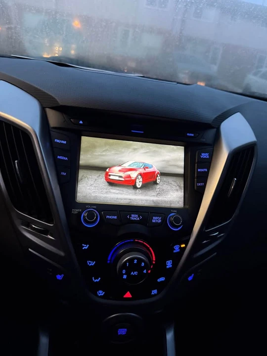 2012 Hyundai Veloster - Image 3 of 8