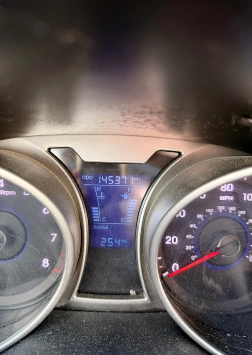 2012 Hyundai Veloster - Image 10 of 15