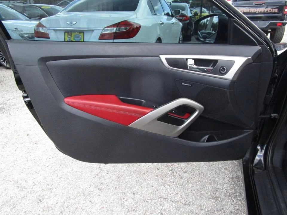 2012 Hyundai Veloster - Image 15 of 20