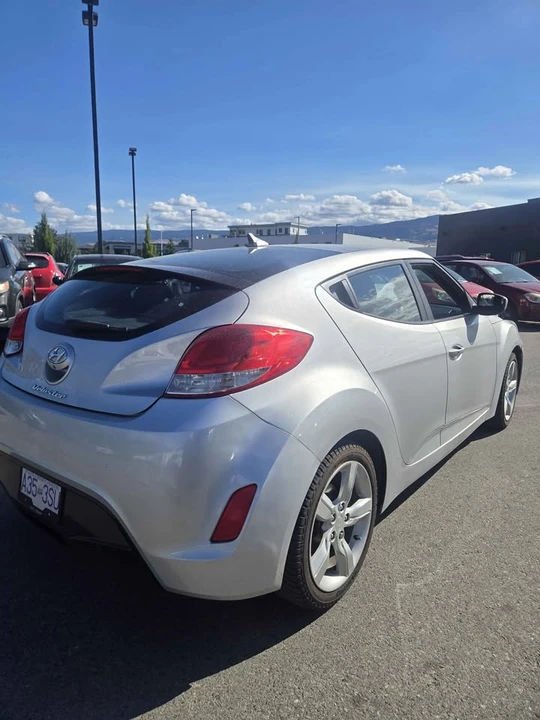 2012 Hyundai Veloster - Image 7 of 8