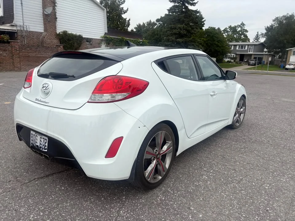 2012 Hyundai Veloster - Image 4 of 12