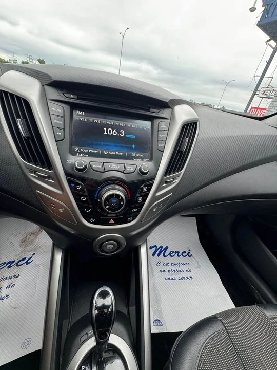 2012 Hyundai Veloster - Image 13 of 16